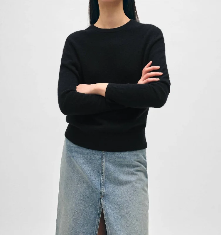 Cashmere Core Crewneck Sweater In Black