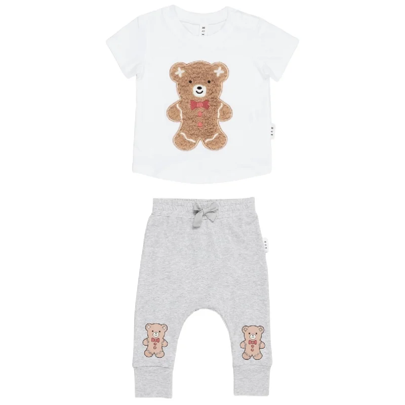 FUZZY GINGERBREAD TSHIRT AND PANTS SET